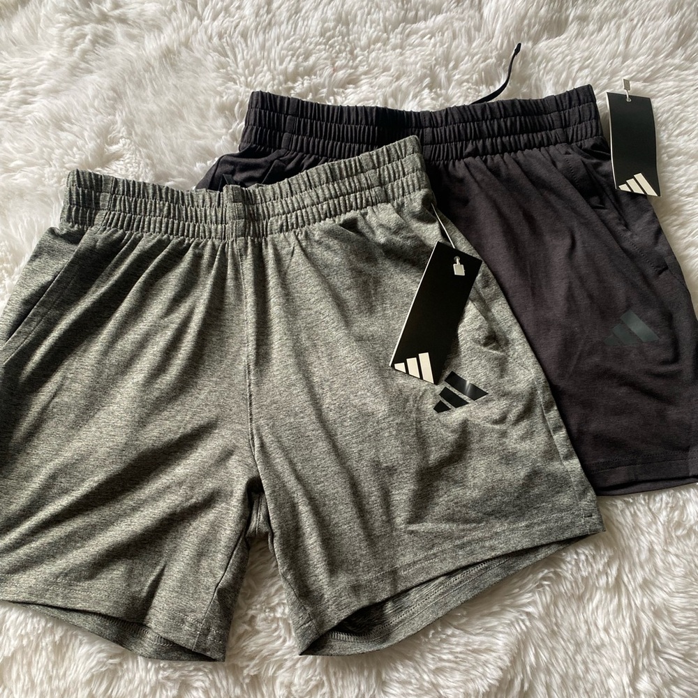 Adidas shorts boys 10/12